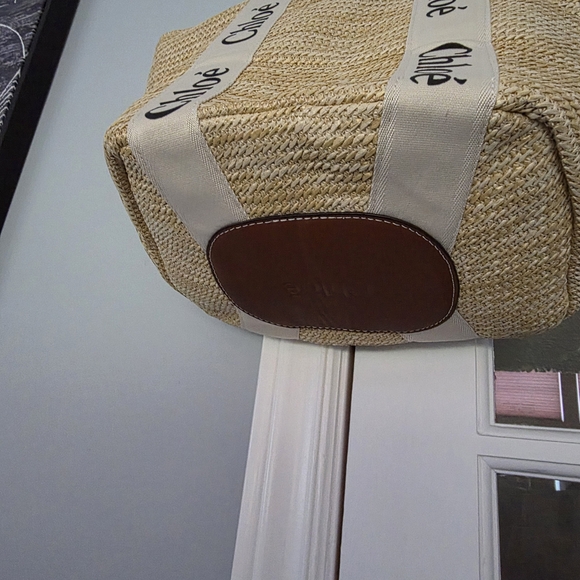 The Unbranded Brand Handbags - Straw Tote Bag with Leather Accent New 18W 12L New With Dust Cover